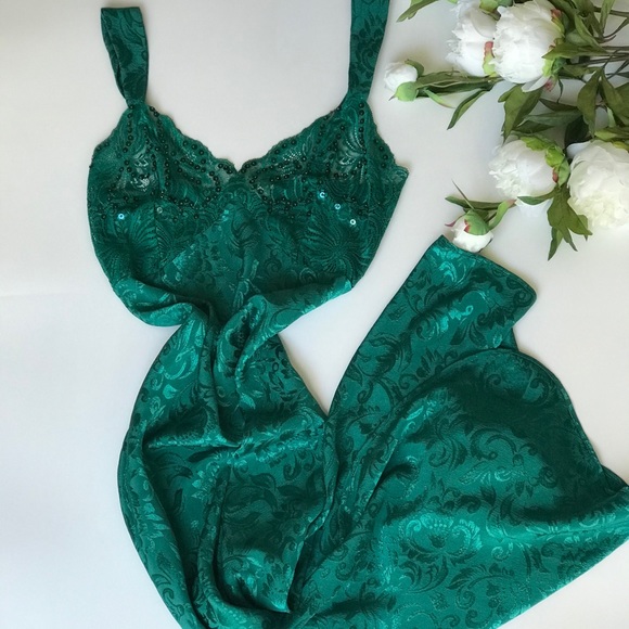 Victoria's Secret Other - VTG Victoria’s Secret Slip Long Dress